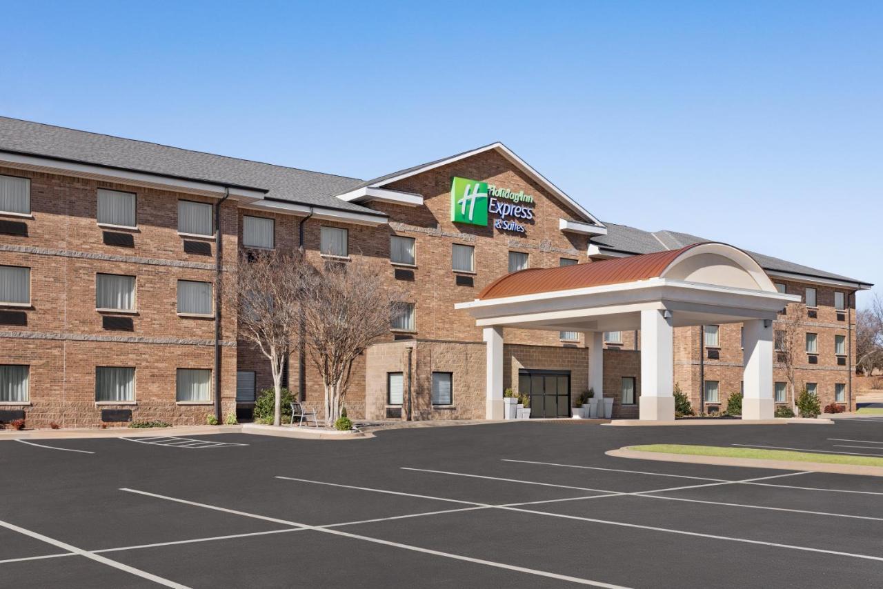 Holiday Inn Express Hotel & Suites Edmond By Ihg Exterior photo