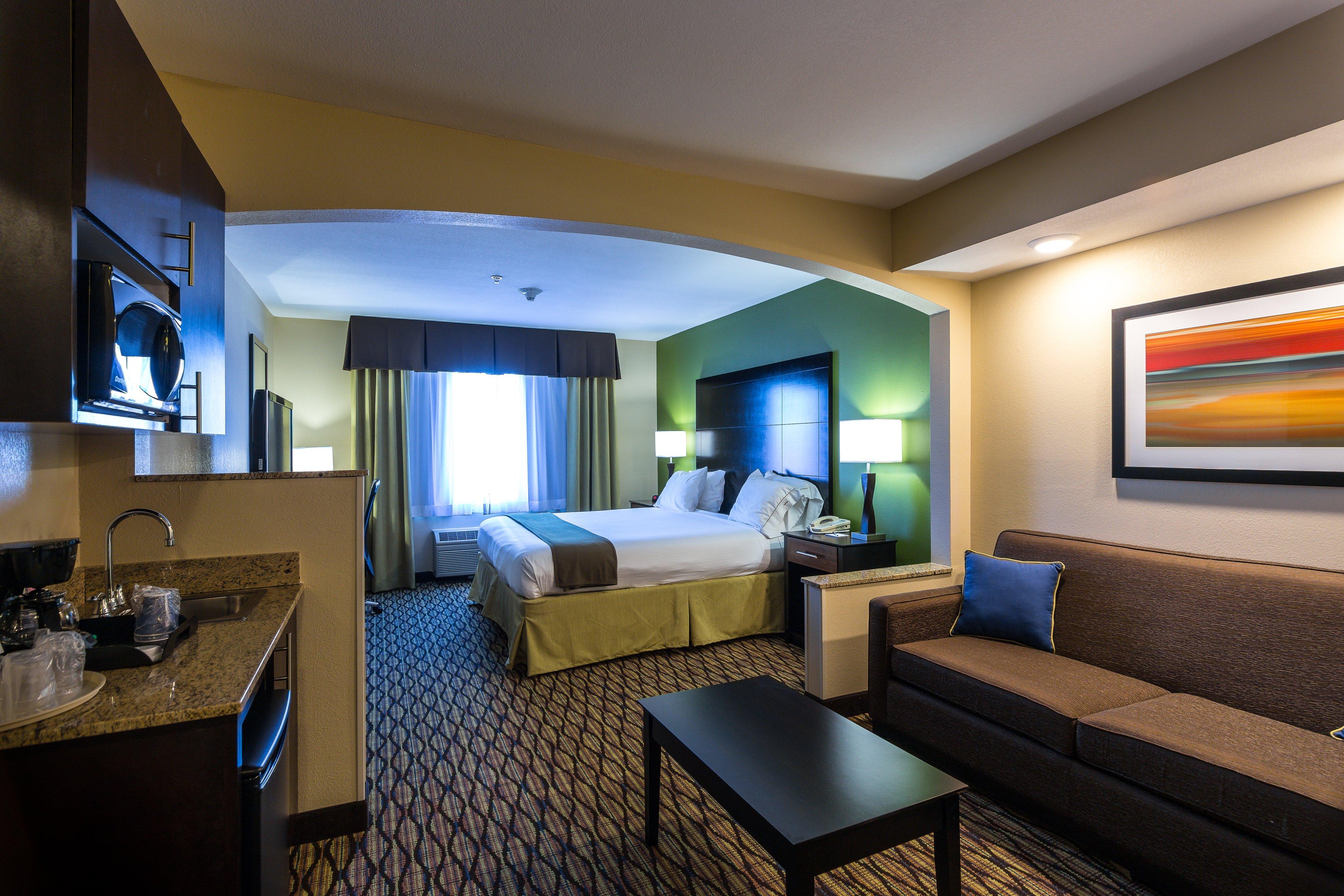 Holiday Inn Express Hotel & Suites Edmond By Ihg Exterior photo