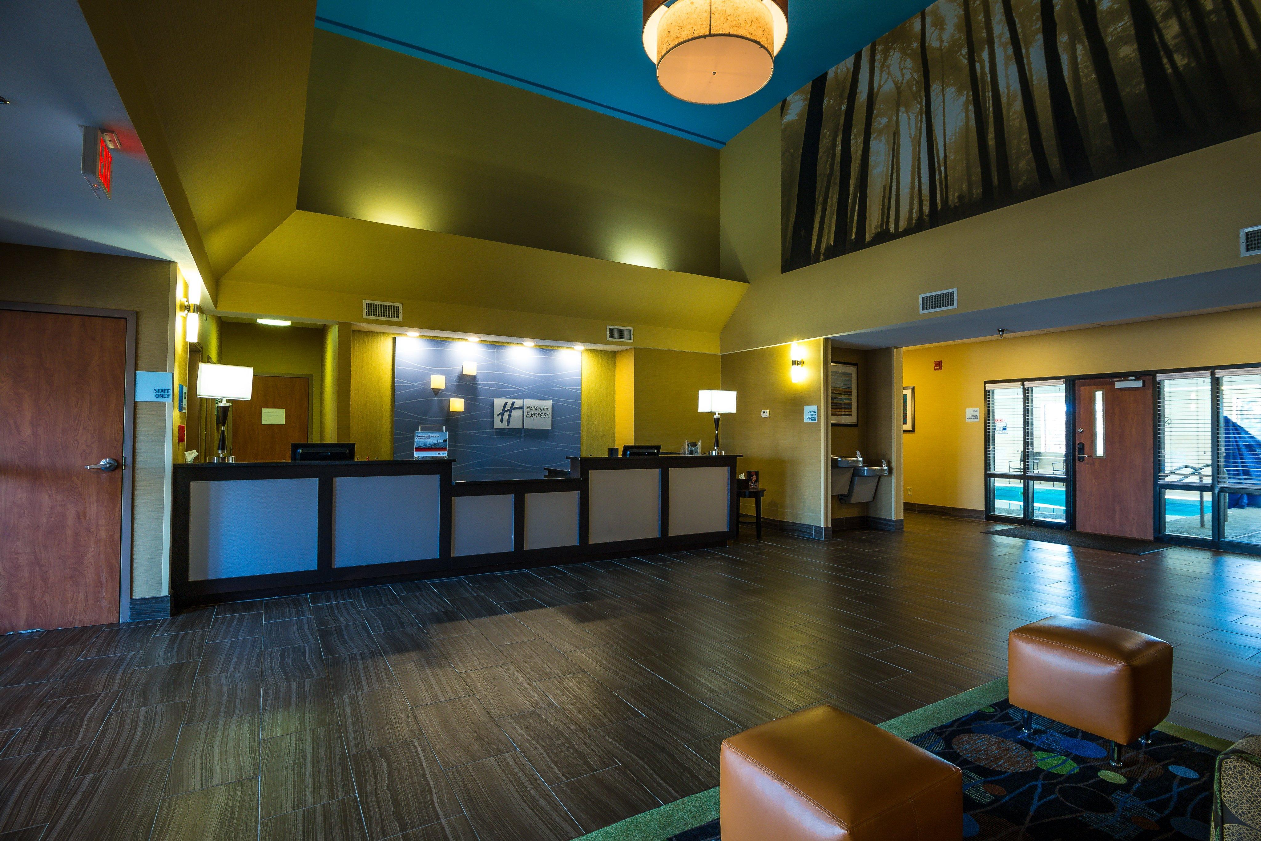 Holiday Inn Express Hotel & Suites Edmond By Ihg Exterior photo