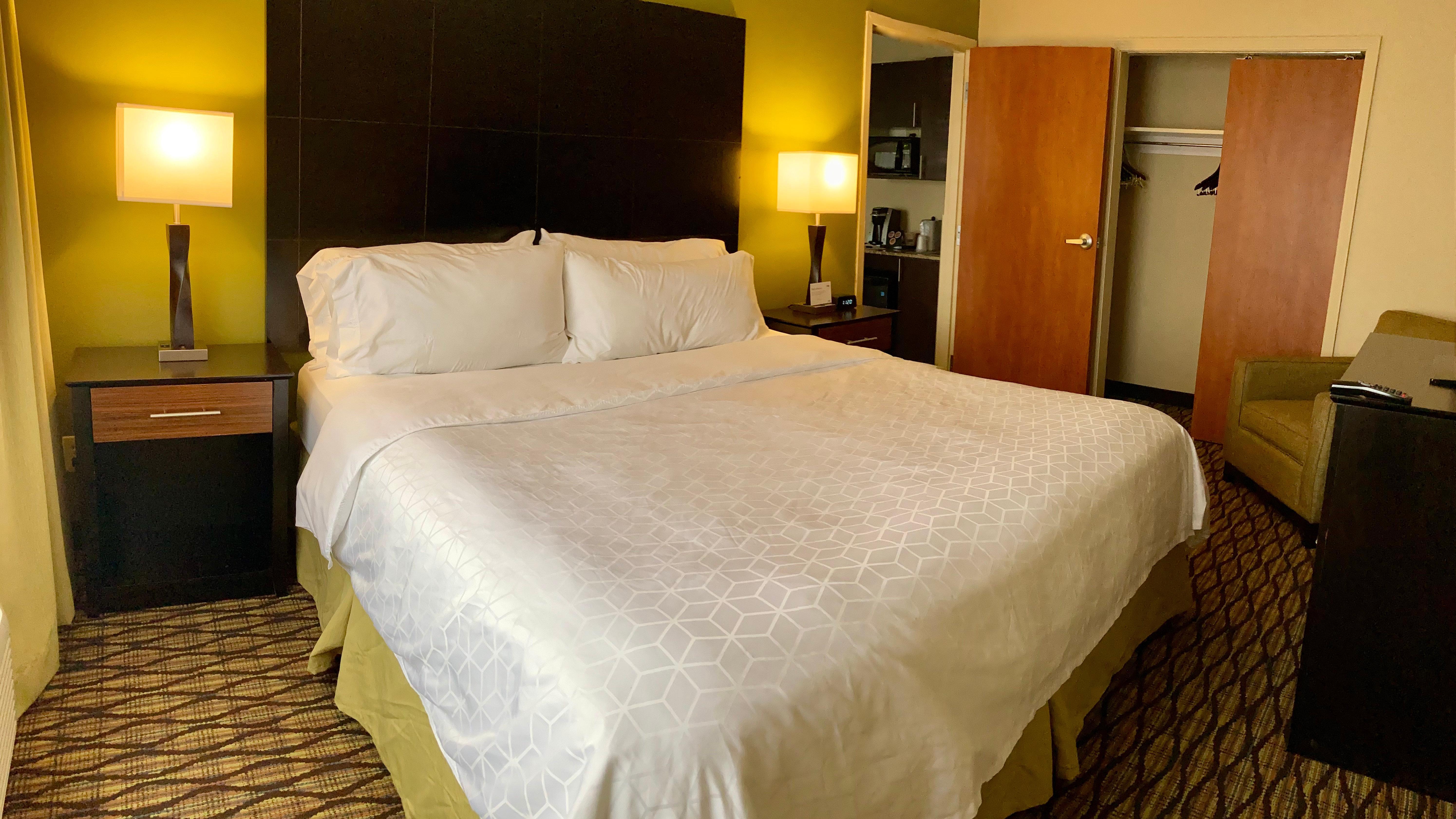 Holiday Inn Express Hotel & Suites Edmond By Ihg Exterior photo