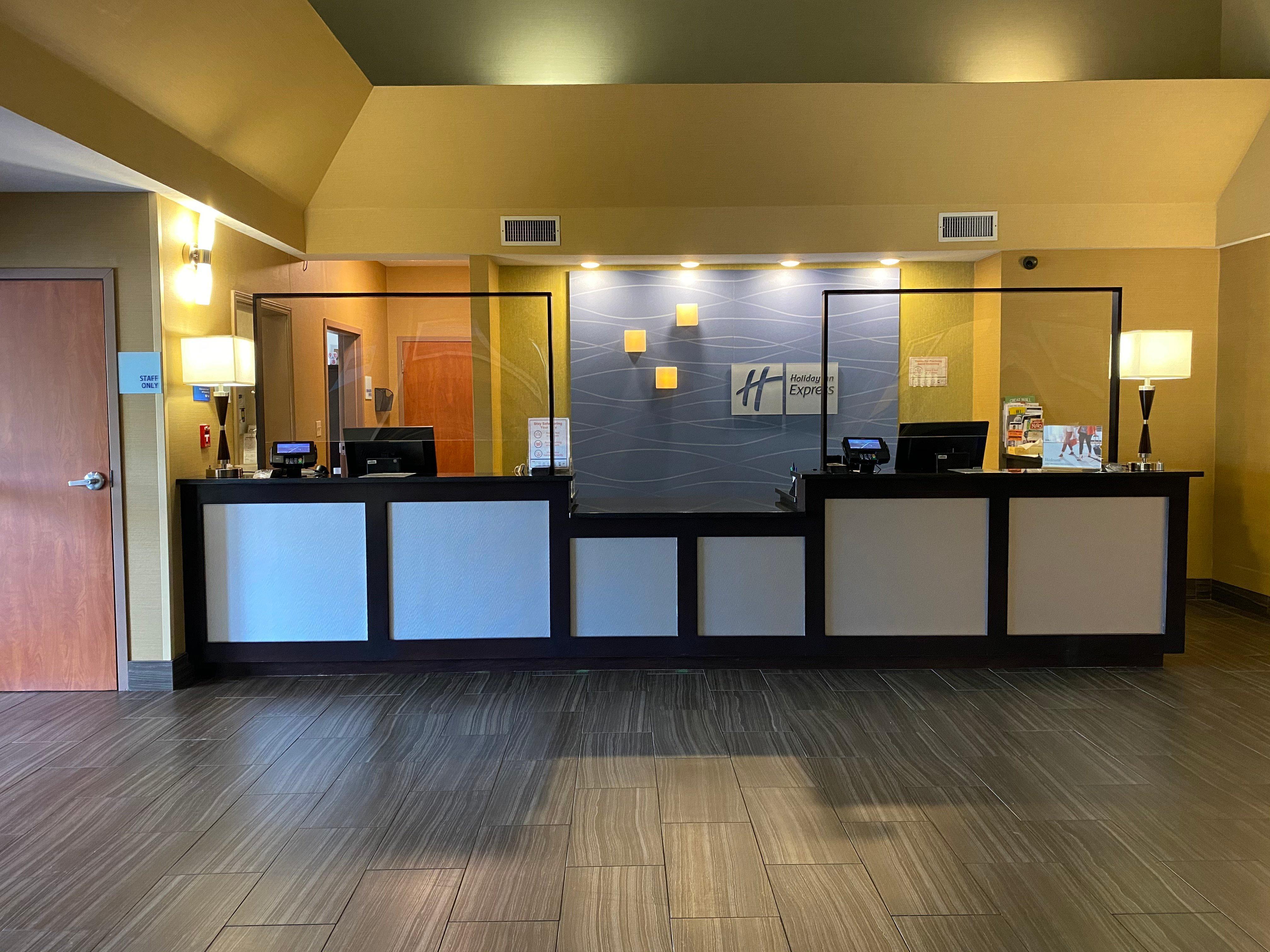Holiday Inn Express Hotel & Suites Edmond By Ihg Exterior photo